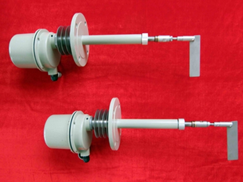 高(gao)溫阻移式(shi)物位計